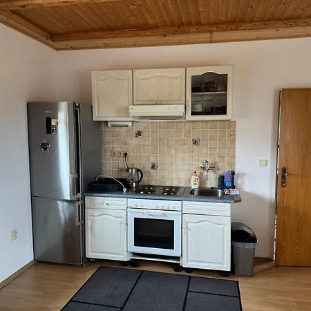 L&b Holiday home Pravonin